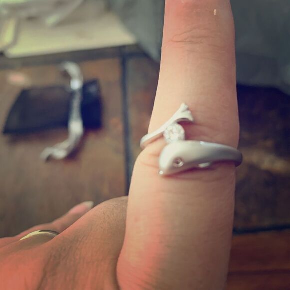 Silver dolphin ring  - Picture 2 of 4